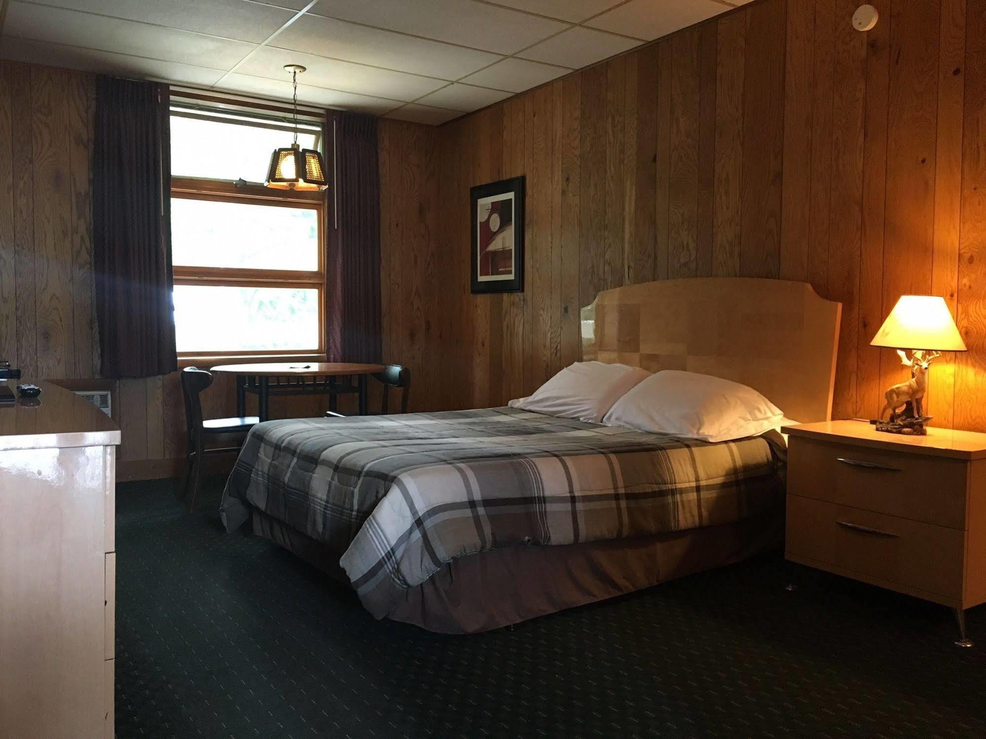 River Point Lodge Мегги-Вэлли Экстерьер фото